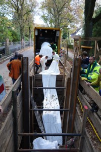 Trinkwasser-Düker wird eingebaut