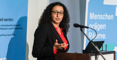 Prof. Dr. Lamia Messari-Becker