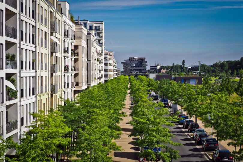 Blaugrüne Straßen