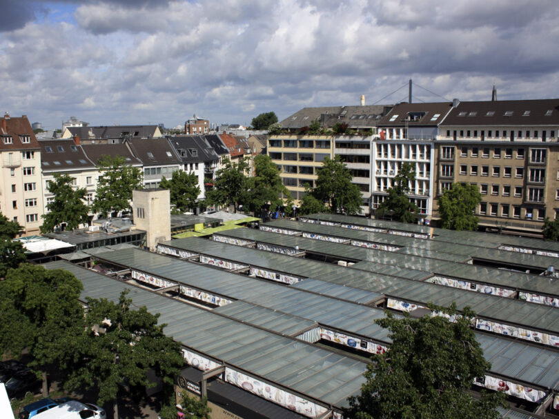 Blick auf den Carlsplatz in Düsseldorf